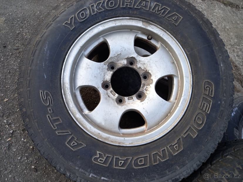 Pneu Yokohama Dueler A/T 215/80 r15