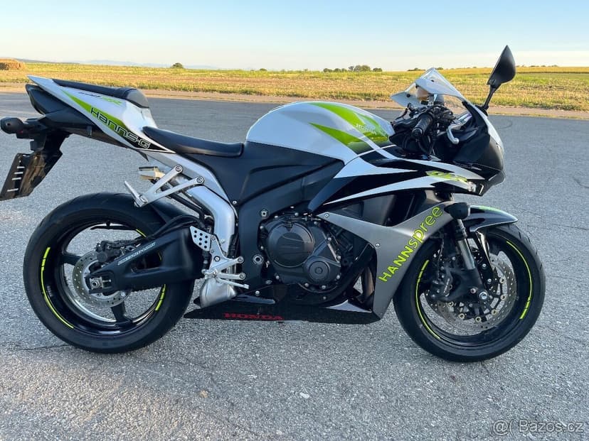 HONDA CBR 600 RR- 2011