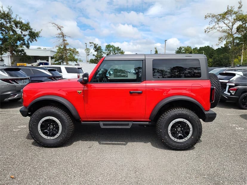 Ford Bronco Badlands (AWD, 2dr SUV, perfektní stav) - 2024