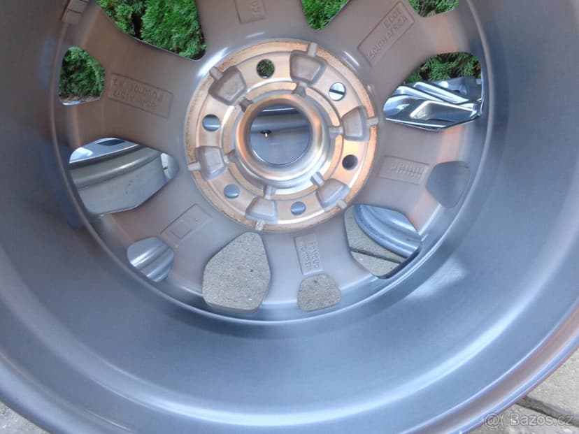 6x139,7 R18 new VW Amarok / Ford Ranger alu kola