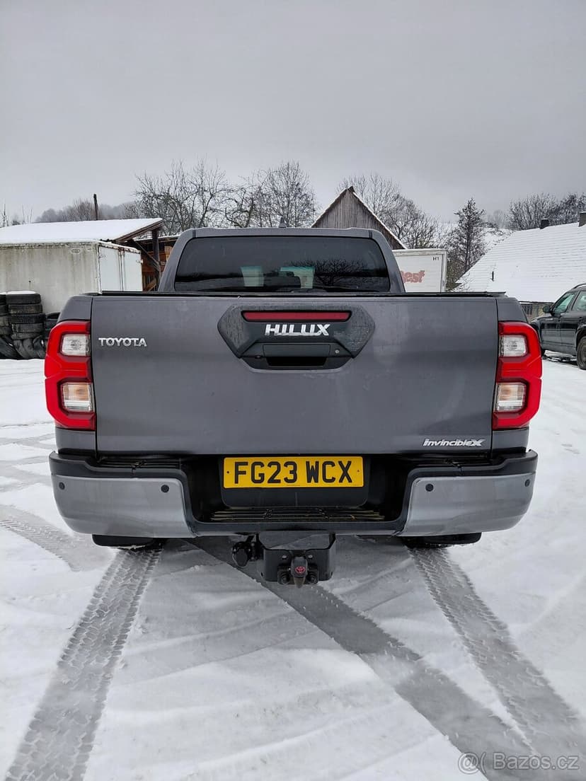 Toyota Hilux 2,8D, r.v. 2023, Anglická verze