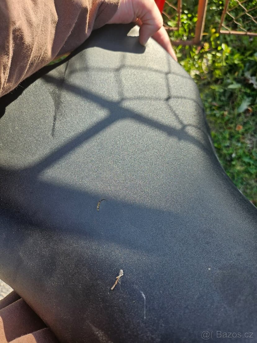 Suzuki GSXR 1000 K9 laminát a sedlo