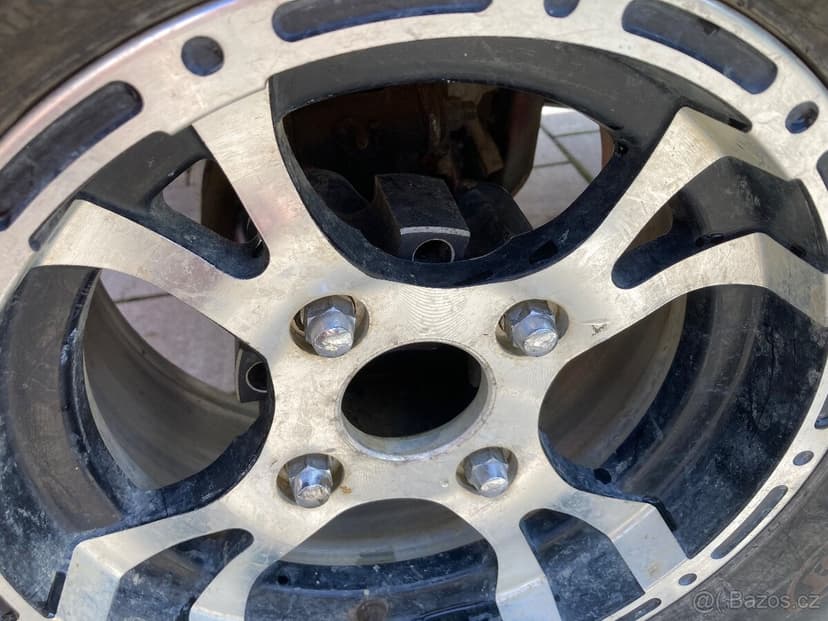 Prodám čtyřkolku X5 Gladiator Journeyman