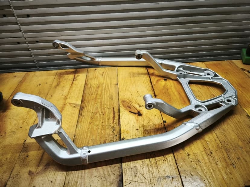 Honda CRF 1100  držák kufru