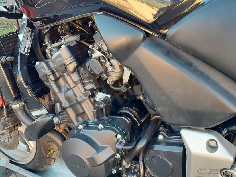 Honda CBF 600 N 2005, rozprodám po dílech