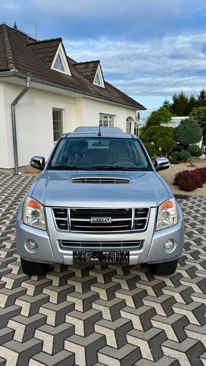 ISUZU D-MAX Double Cab 2.5D 4x4 100kw