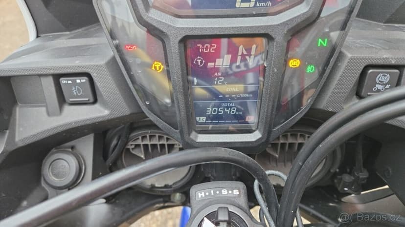 Honda CRF 1000 L Africa Twin DCT (2017) nádherný stav, plná