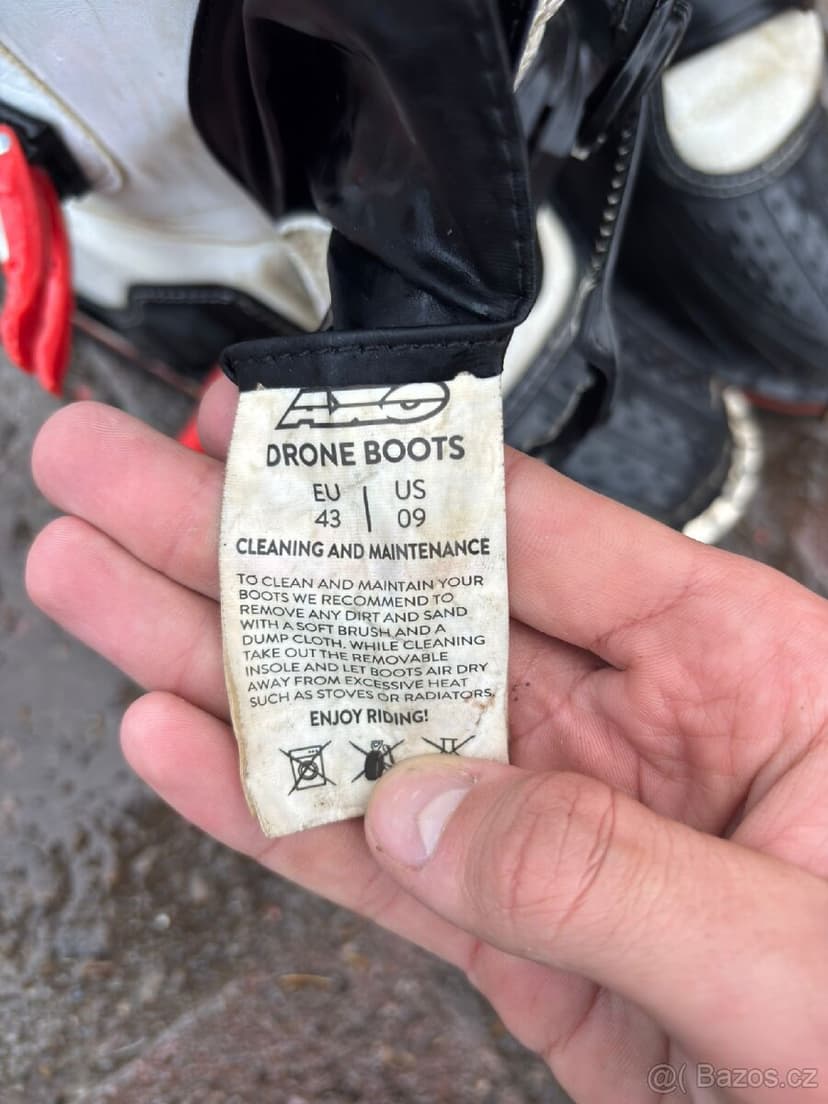 Boty na motorku
