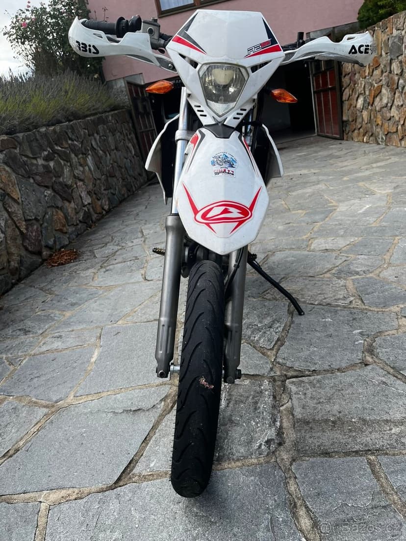 Beta 125 RE - dvě sady kol