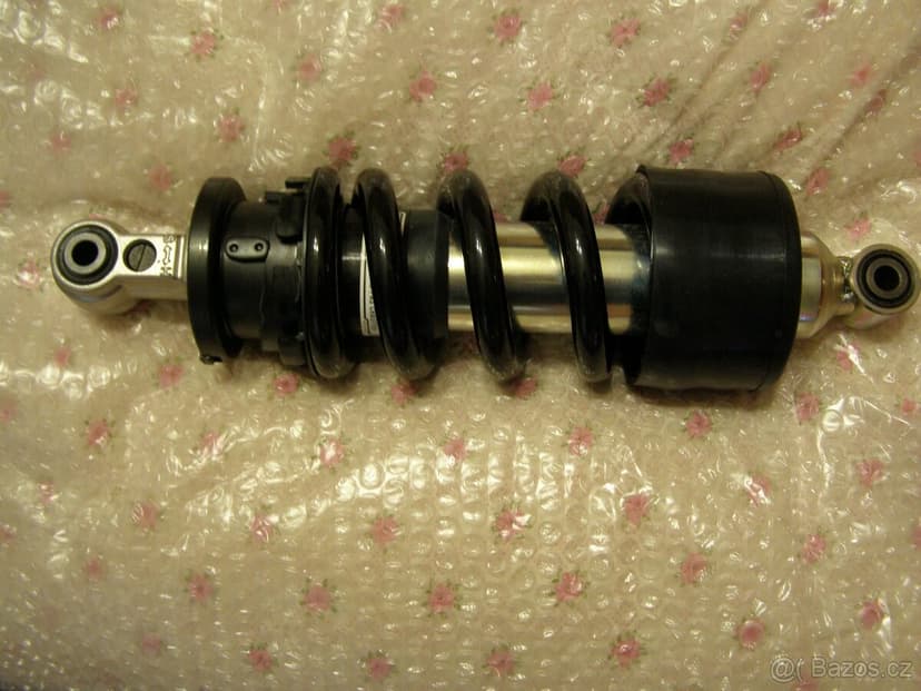 Zadný tlmič Honda CBF1000FA