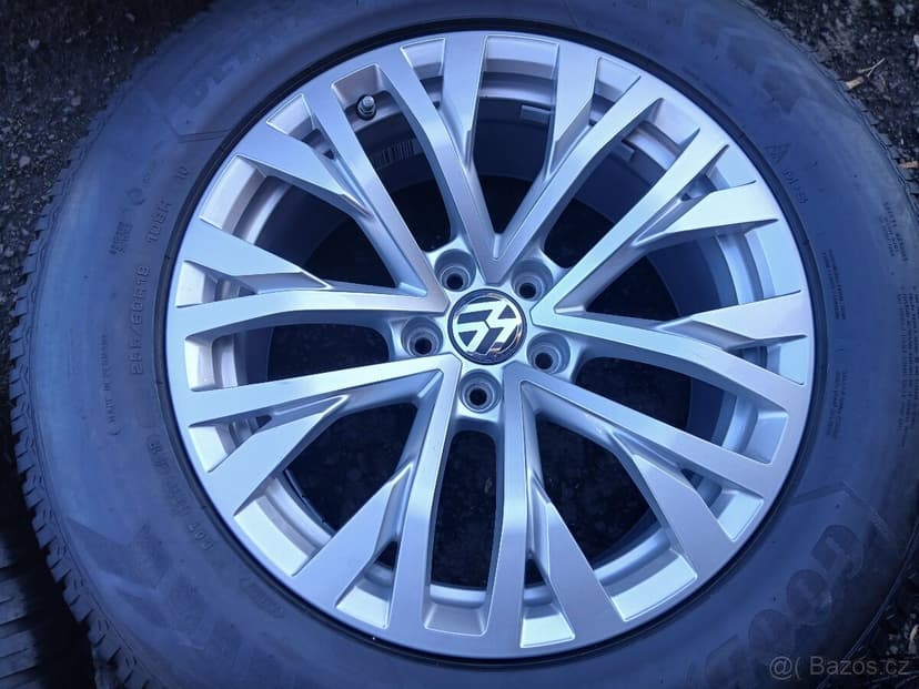 P- Sada Orig ALU kol VW 255/60R18 zimní