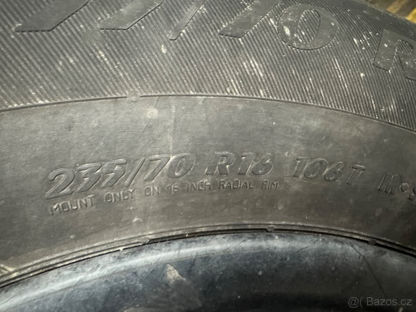 Kola NISSAN NAVARA, DOUBLE CAB, KING CAB