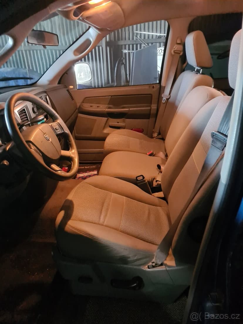 Dodge RAM 1500, 5.7 Hemi, 4x4, LPG