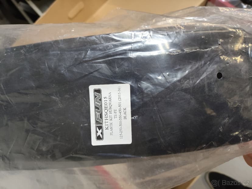 Prodám černé plasty Rtech Husqvarna 2013-2016