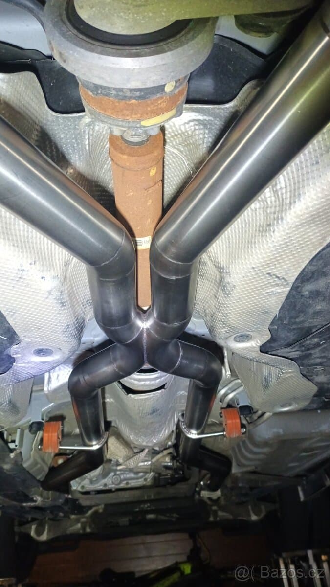 Dodge Durango 6.4 SRT8 V8 duální Cat-Back nerezový výfuk