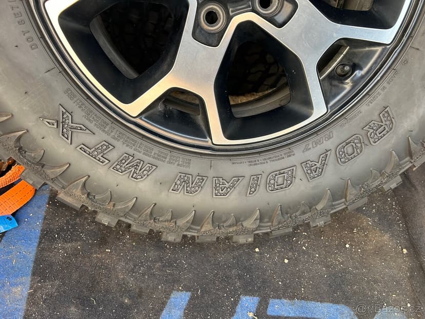 Jeep Wrangler kola Rubicon MTX Nexen 255 75 17