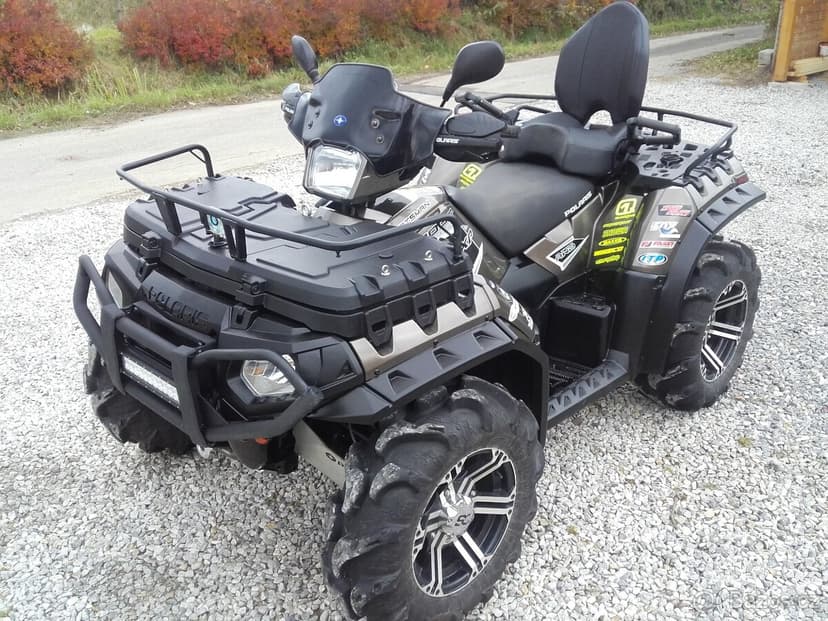 Polaris Přední rám - nárazník