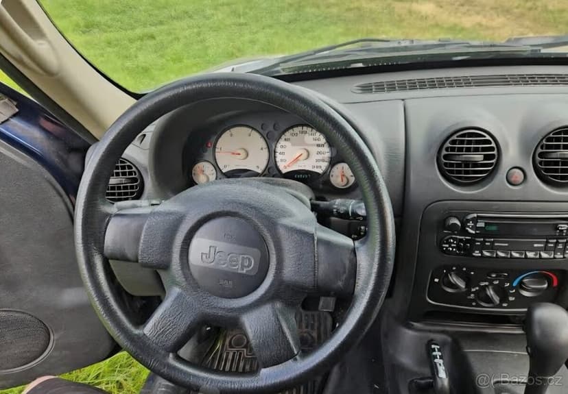 Prodám Jeep Cherokee 2.8 CRD (KJ) – Offroad úprava, TOP stav