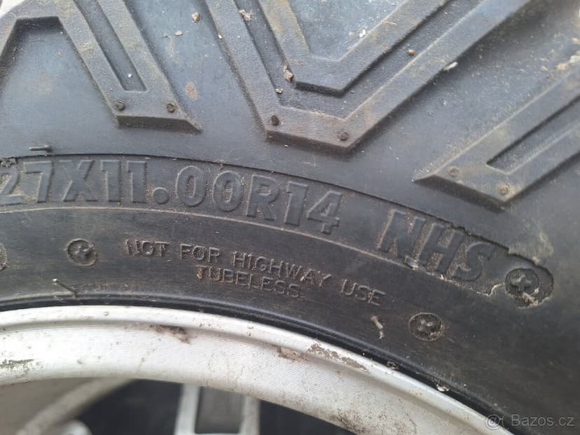 Pneumatiky a disky na čtyřkolku/sbs