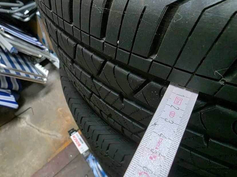 18" ALU kola originál Land rover zimní sada