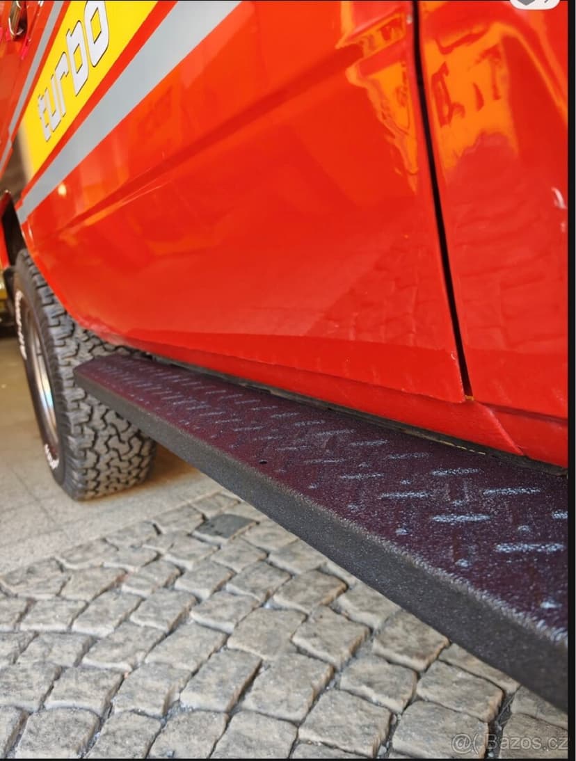 Toyota Land Cruiser LJ70