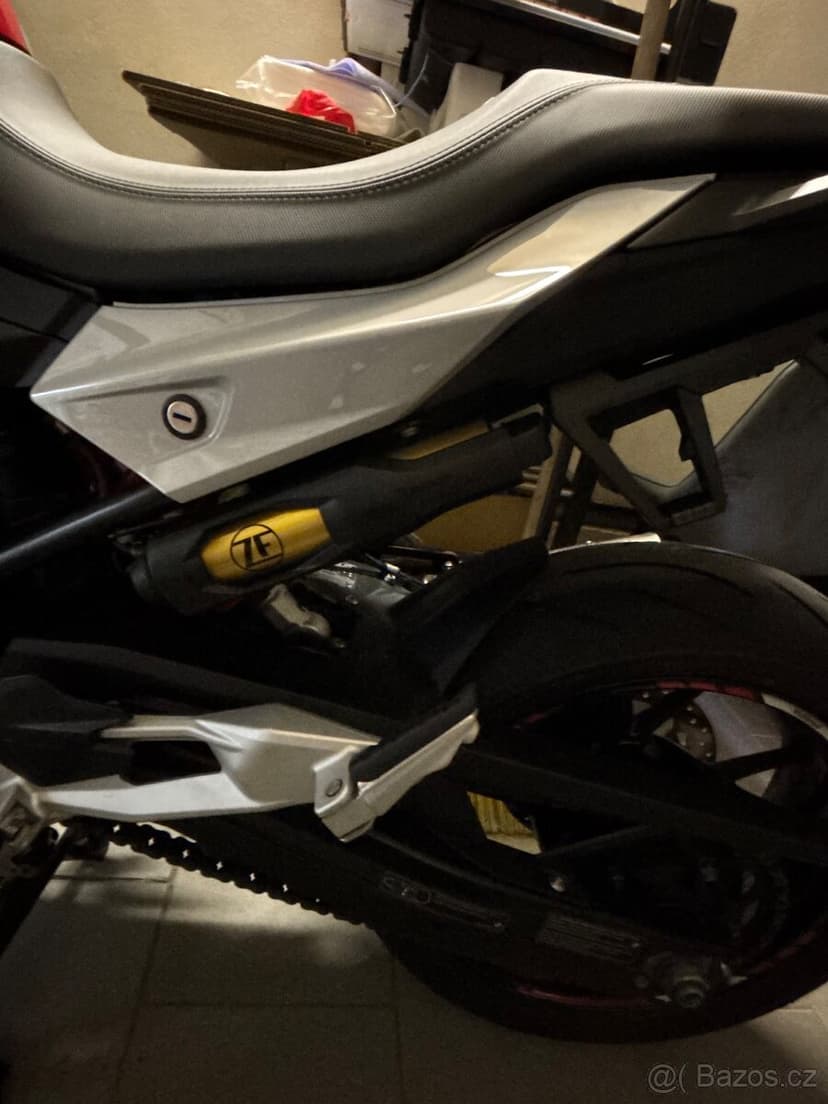 BMW F900R sport paket Akrapovic