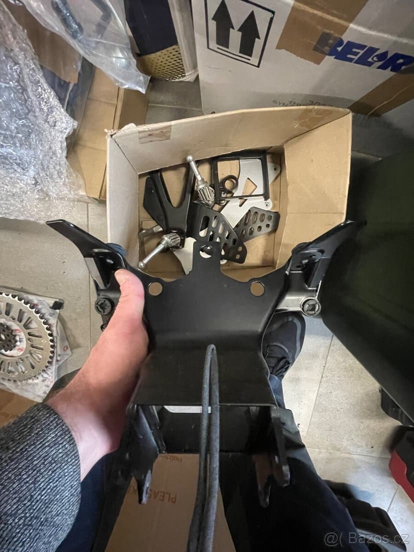 Yamaha R6 2017-2023 světla , originál díly