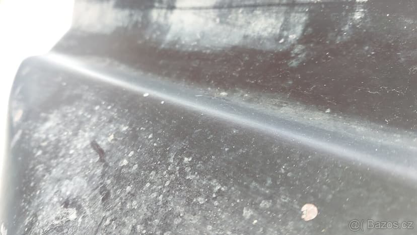 Nissan Patrol Y61 -  Nádrž paliva Wagoon