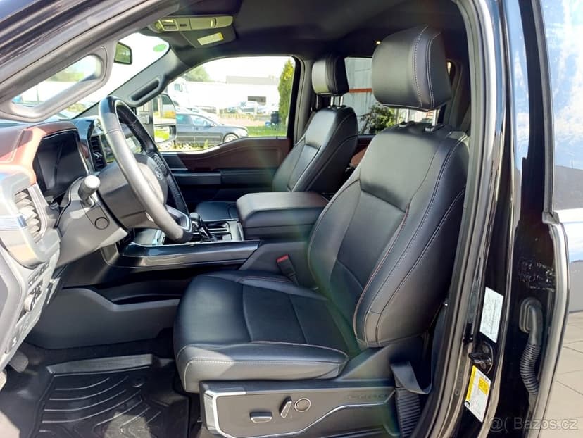 Ford F-150 5.0 V8 Lariat Kamera Tažné odpočet DPH