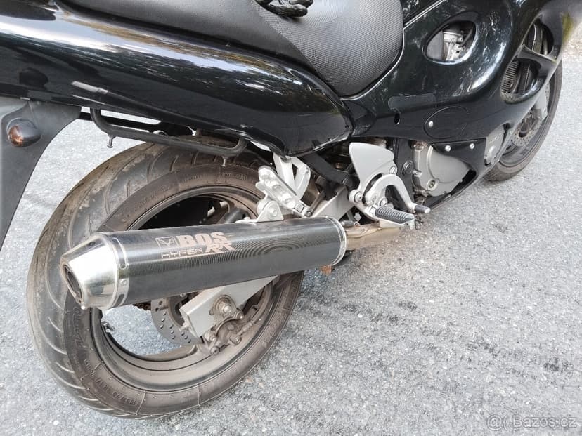 Suzuki gsx750F v tp 25kw jinak 68kw