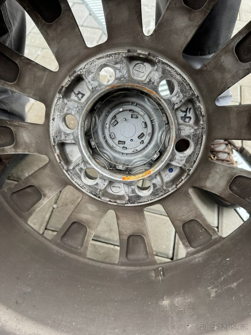 ALU disky original Toyota Land Cruiser