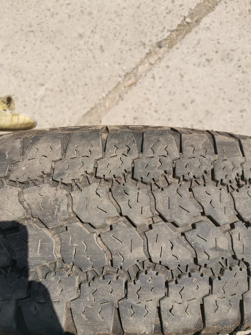 Goodyear wrangler 205 R16C