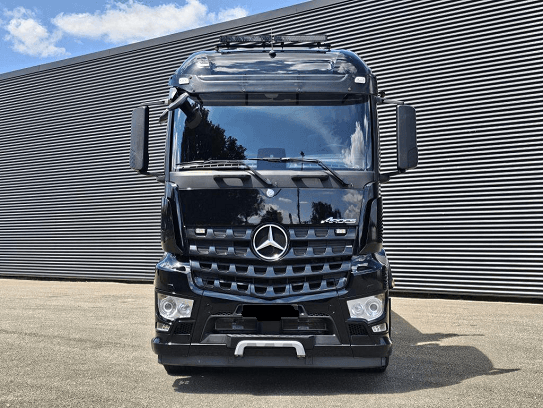 Mercedes-Benz Arocs 2545 6x2 - valník s hydraulickou rukou