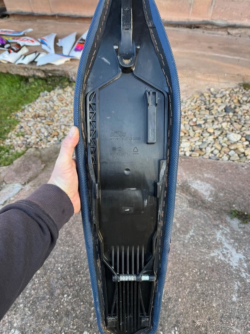 KTM EXC PLASTY + SEDLO 2020-2022