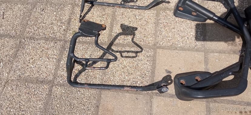 Montážná sada kufrov Honda VFR800