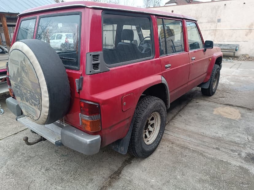 Nissan Patrol Y60