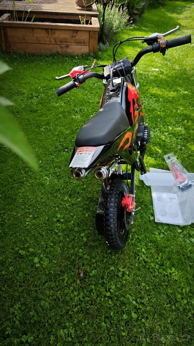 Nová benzínová minikroska 8" kola pro nejmenší