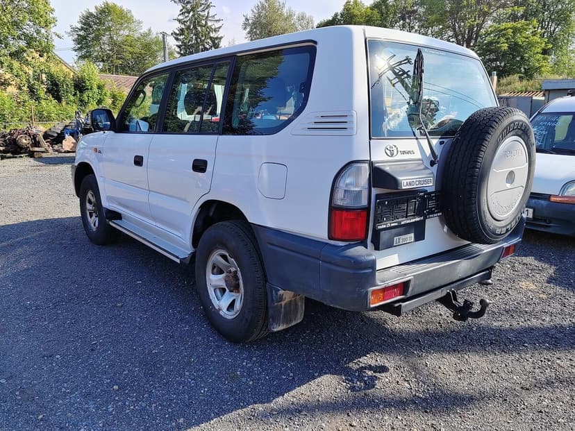 TOYOTA  Land Cruiser KDJ 95