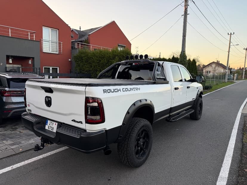 DODGE RAM 2500 LPG HEAVY DUTY 8feet