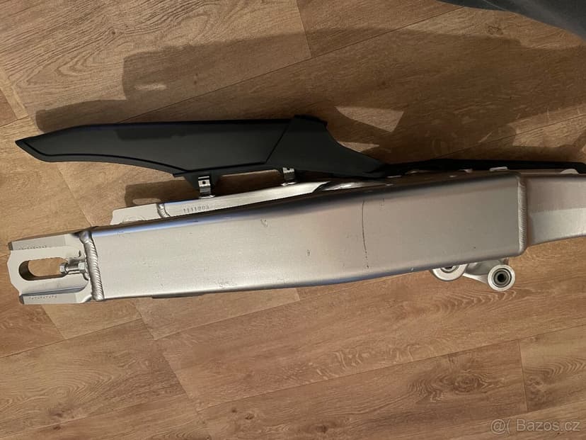 CRF 1100 Koncovka výfuku