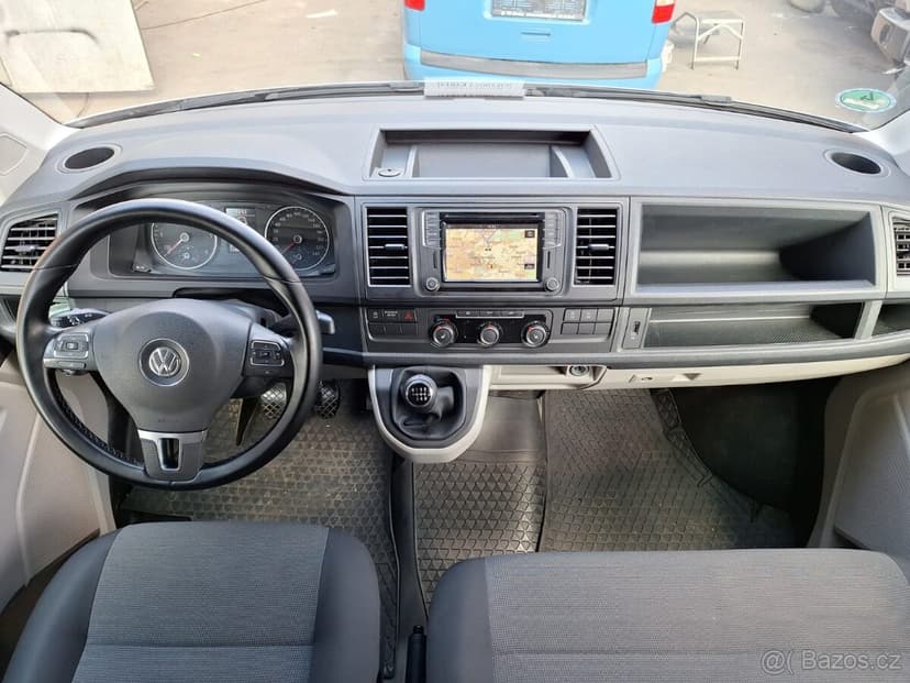 VOLKSWAGEN T6 2,0TDI 4x4 CALIFORNIA STYL 6míst