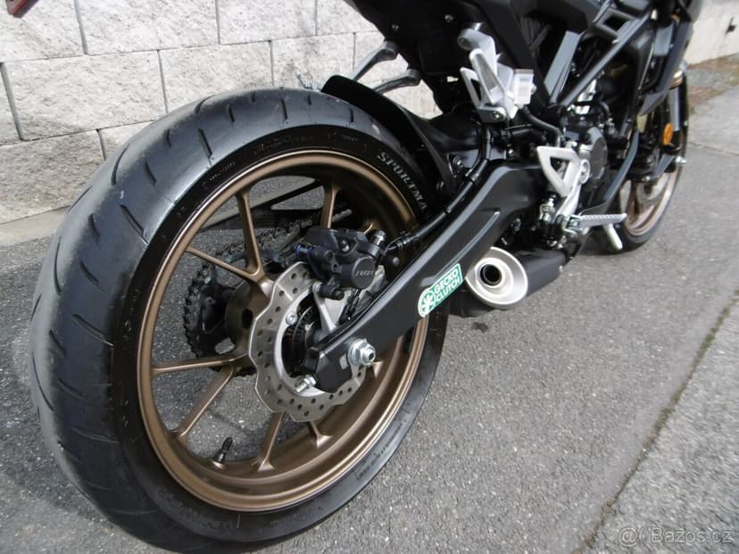 Honda cb 125r  rv. 2021 - nový model - 10670km