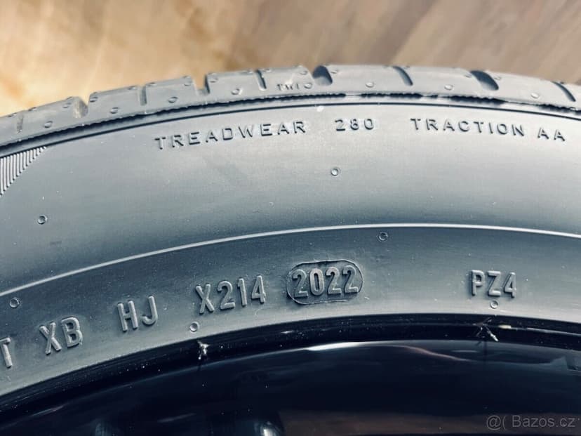 TOP letní kola Range Rover Velar R21 originál