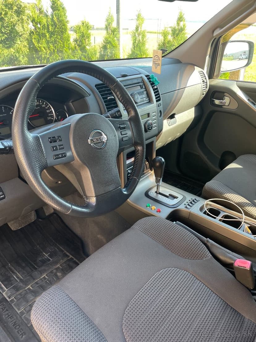 Nissan Pathfinder