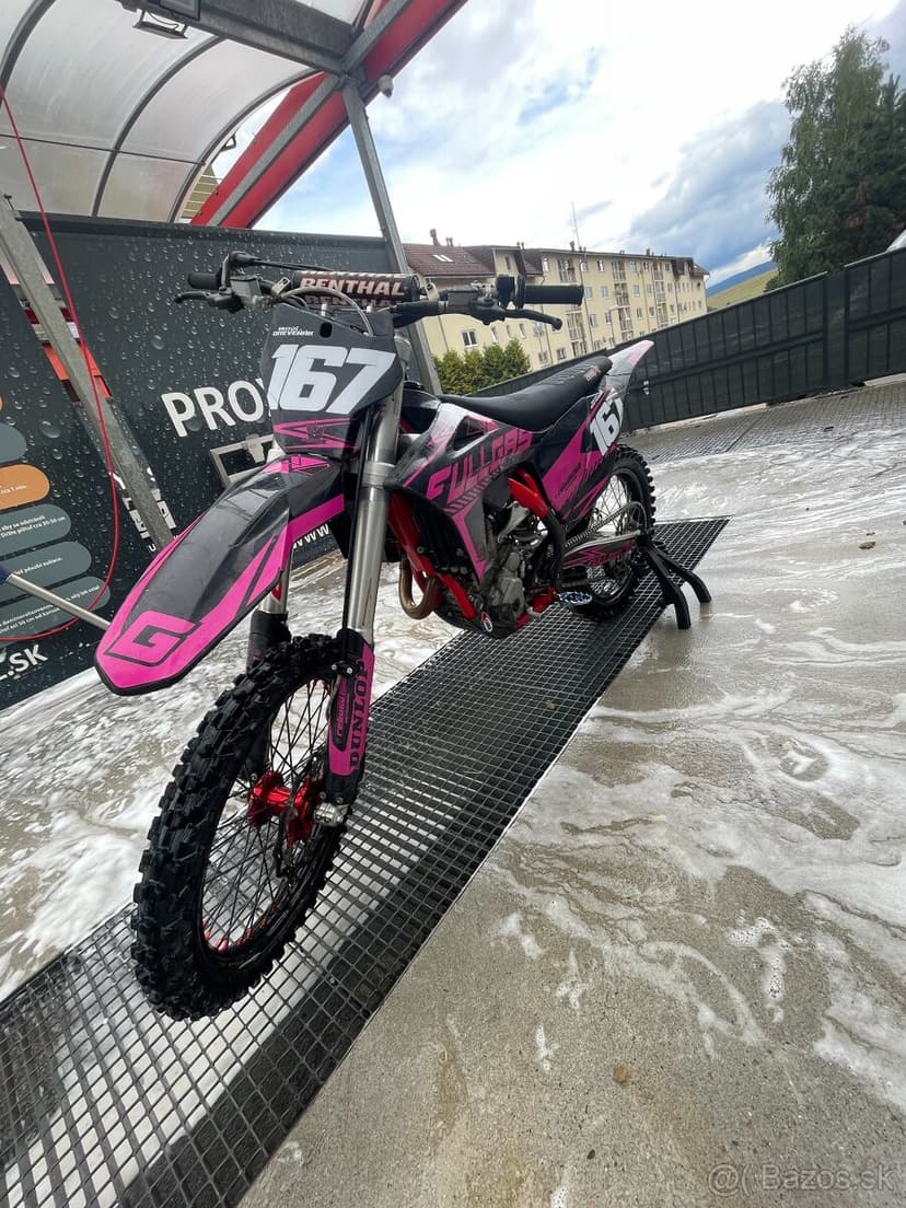 GasGas MC 250F 2023 Top stav