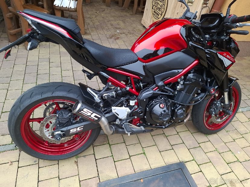 Predám Kawasaki Z900 rv 10/2024 odo 1800 km odpočet DPH