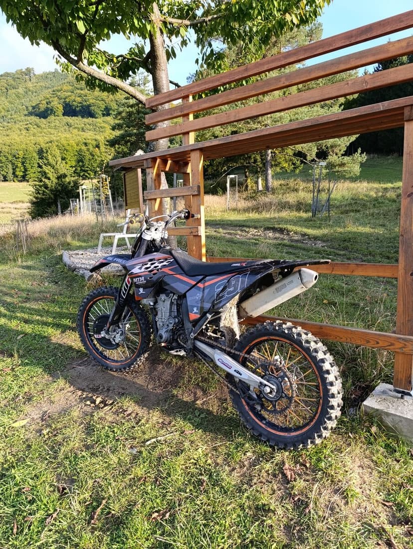 Predám KTM sxf 450