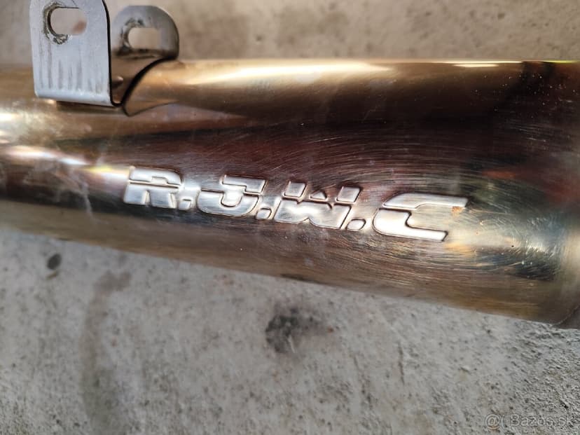 Ladený výfuk R.J.W.C, jednotka na zvýšenie výkonu R.J.W.C