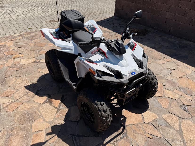 Polaris Outlaw 70 EFI – ako nová, garážovaná, v teréne nejaz