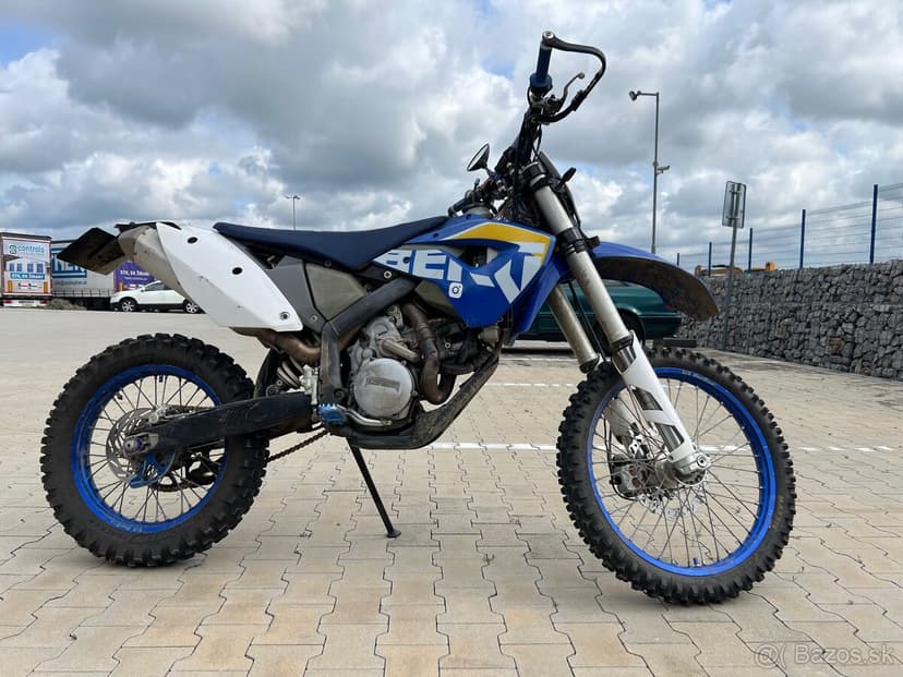 Husaberg 390 FE ročník 2009